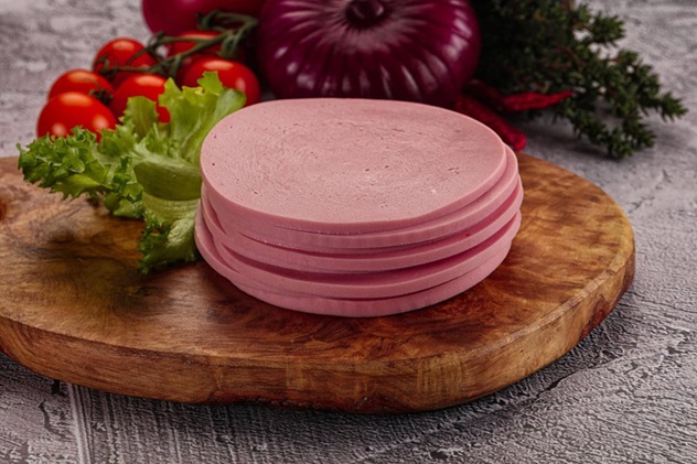 عوارض مصرف کالباس ناسالم